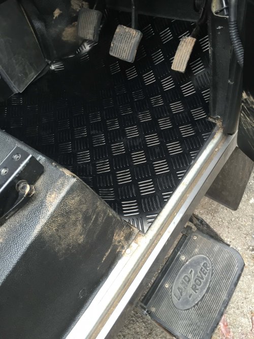 land rover floor mat